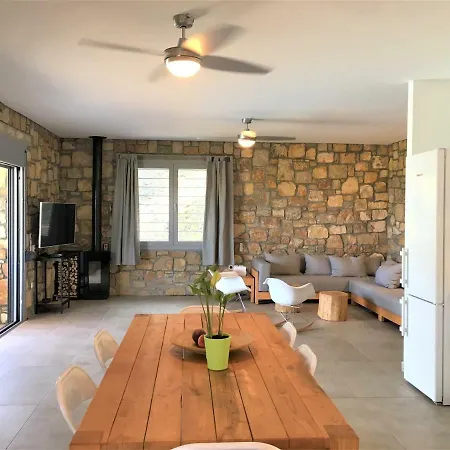 The Evergreen Pine Villa *